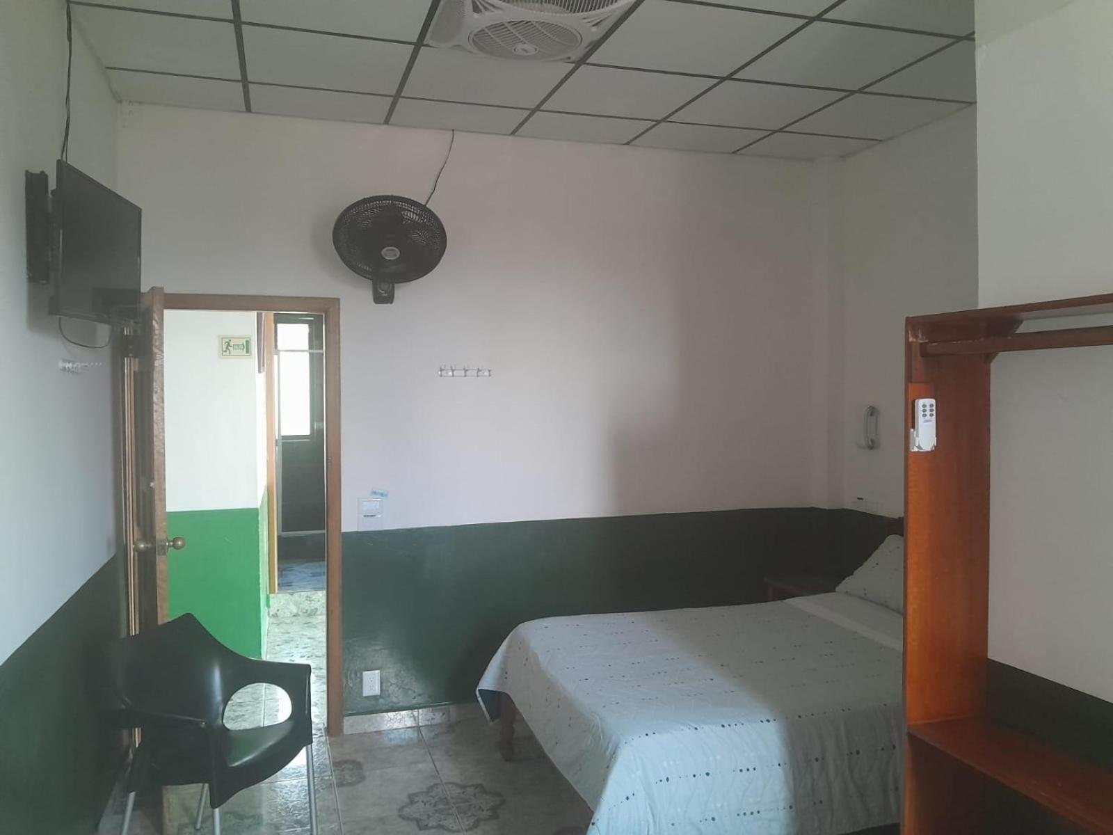 Hostal Limoncocha Тена Екстериор снимка