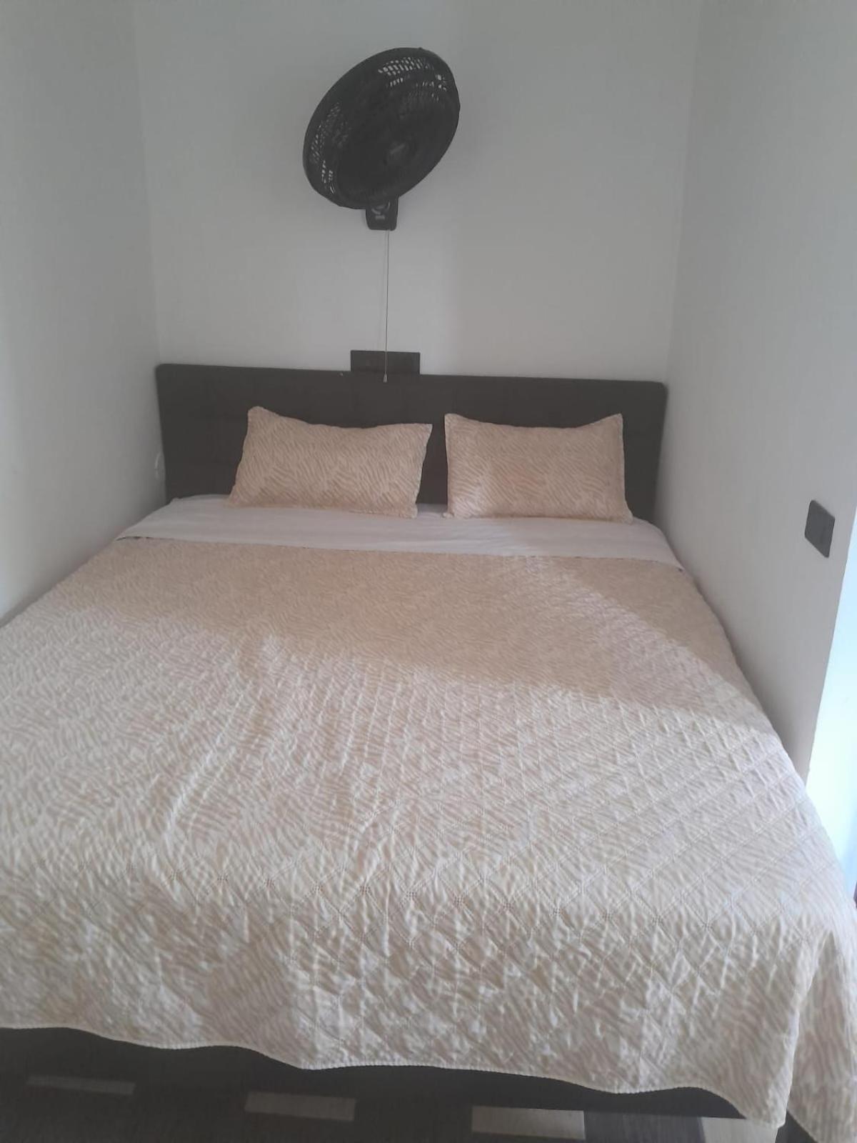 Hostal Limoncocha Тена Екстериор снимка